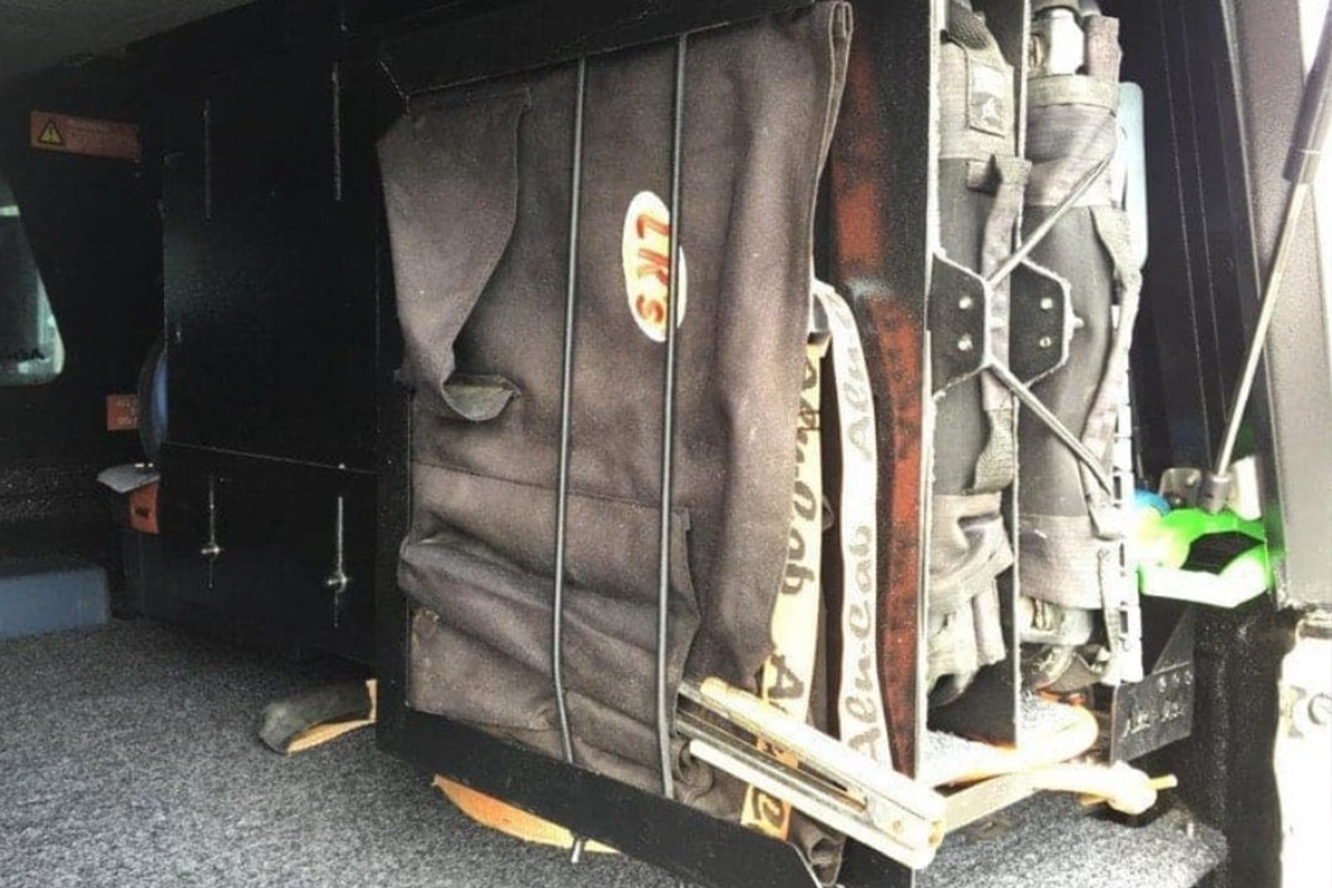 Braai / Barbeque Grid Holder