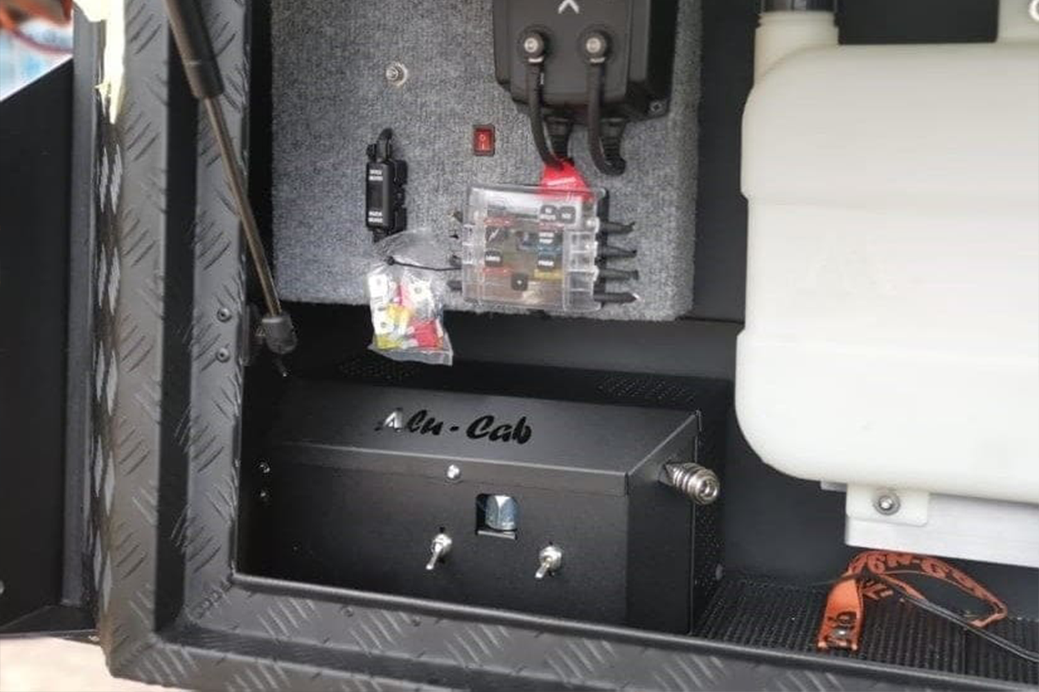 Compressor Unit | Khaya & Canopy Camper | Sealed Mounted Air System ...