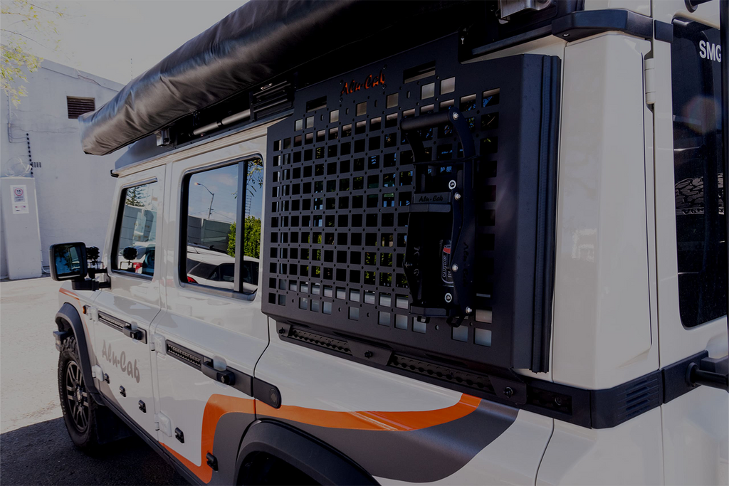 INEOS Grenadier Exterior Molle Plate