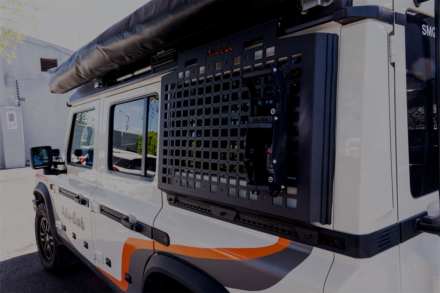 INEOS Grenadier Exterior Molle Plate