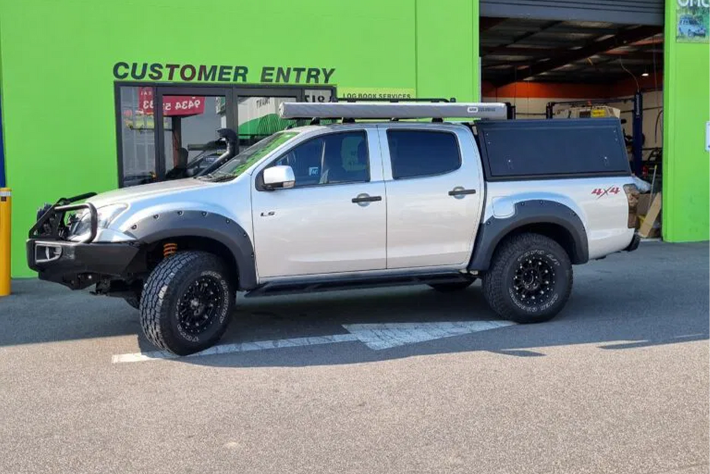 dmax canopy - Alu-cab explorer tub canopy