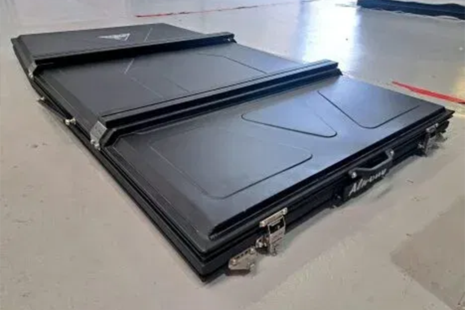 Alu-Cab Load Bar to LT-50 Mounting Brackets