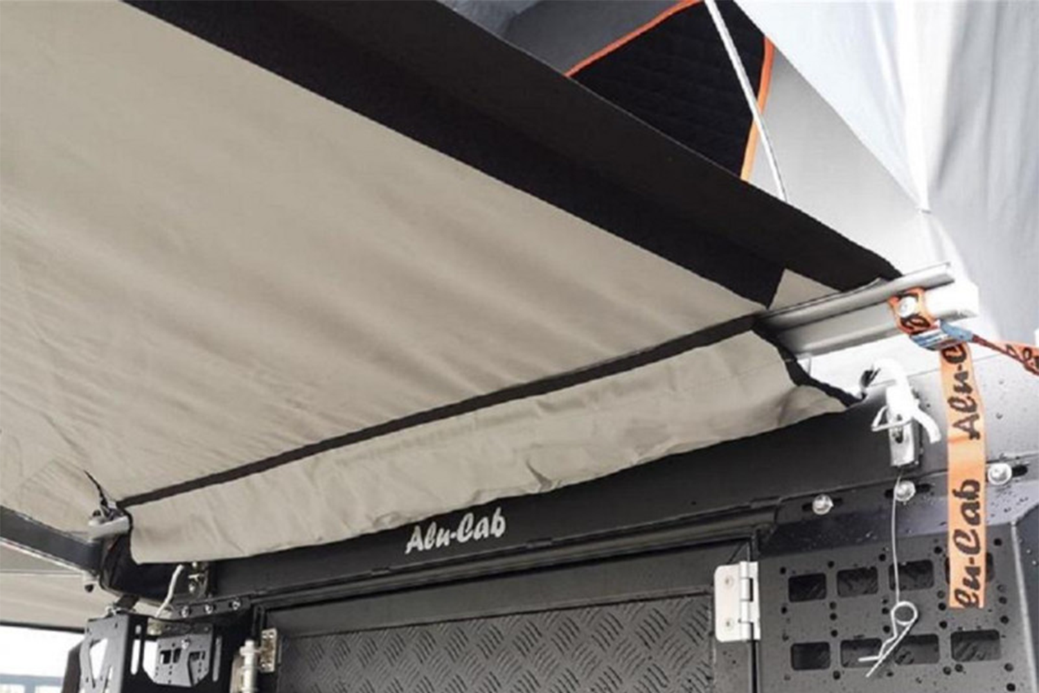 Shadow Awning Gutter Kit | Keep Rain Out of Your 4x4 Awning – alu-cab