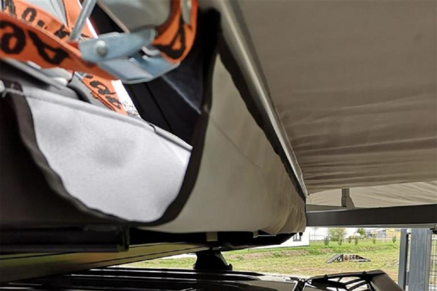 Shadow Awning Gutter