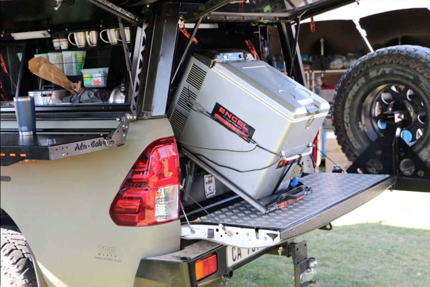 Tilting Fridge Slide